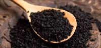 Перечислены лечебные свойства масла черного тмина