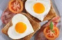 Употребление белка на завтрак поможет вам сохранить стройность