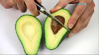 Больше половинки авокадо в день съедать не рекомендуется